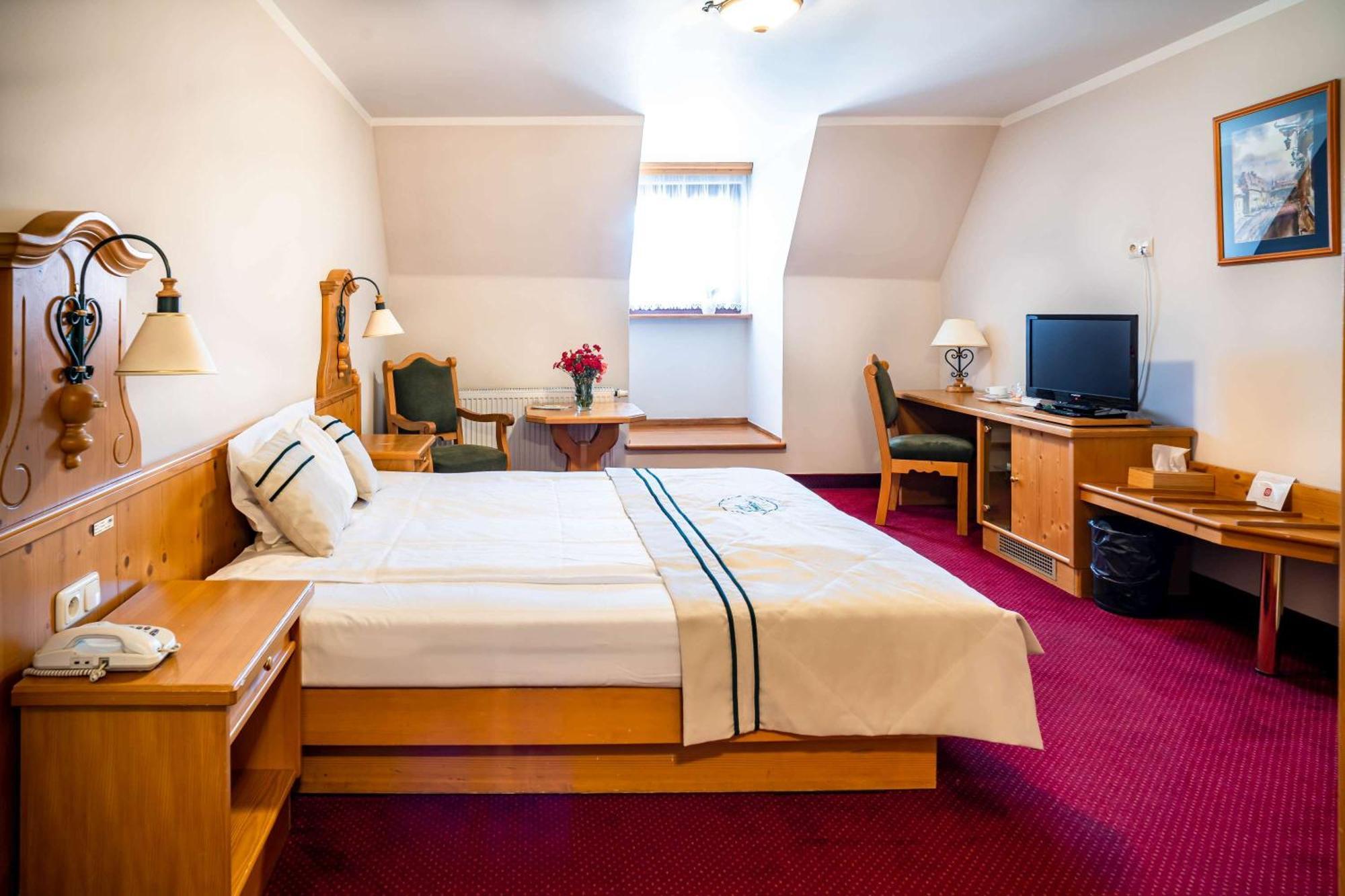 Hotel Pod Cizemka サンドミエシュ エクステリア 写真