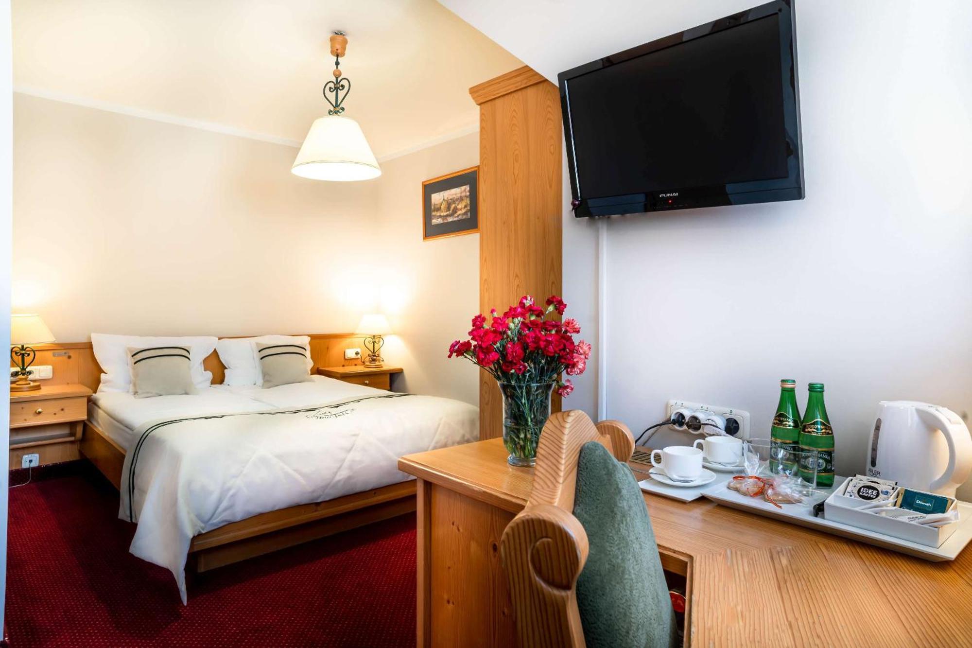 Hotel Pod Cizemka サンドミエシュ エクステリア 写真